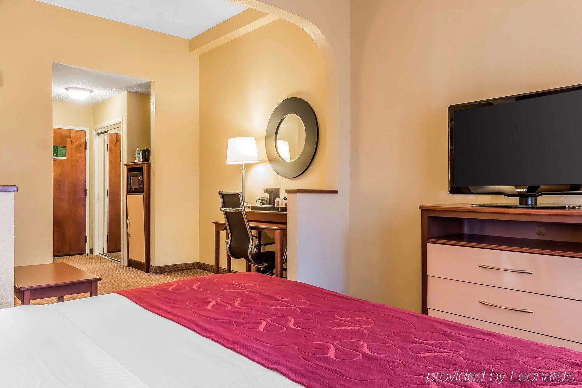 Comfort Suites Tallahassee Capitol - University Area Extérieur photo